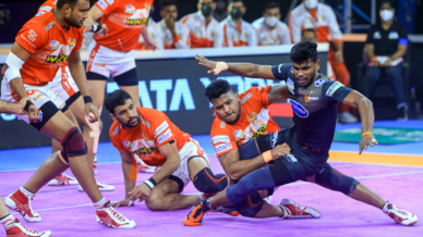 Match 22: GGvMUM | Photo Gallery Match 22: GGvMUM | Photo Gallery