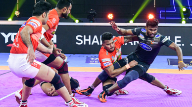 Match 22: GGvMUM | Photo Gallery Match 22: GGvMUM | Photo Gallery