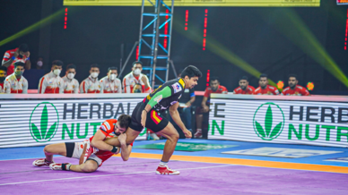 Match 16: BLRvGG | Photo Gallery Match 16: BLRvGG | Photo Gallery