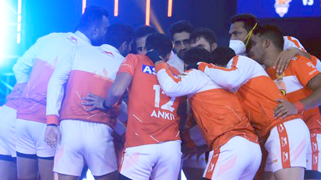 Match 10: GGvMUM | Photo Gallery Match 10: GGvMUM | Photo Gallery