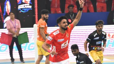 suyash-gargate-wins-eklavya-award-in-the-56th-senior-national-kho-kho-championship.Click to read full article.