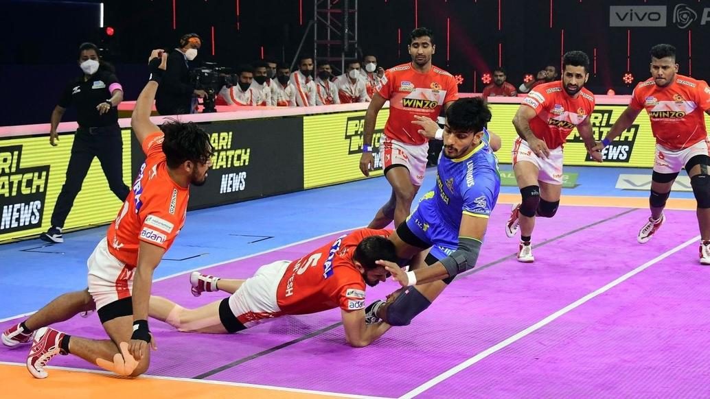 Gujarat Giants inch closer to Pro Kabaddi Season 8 playoffs after win over Tamil Thalaivas Gujarat Giants inch closer to Pro Kabaddi Season 8 playoffs after win over Tamil Thalaivas